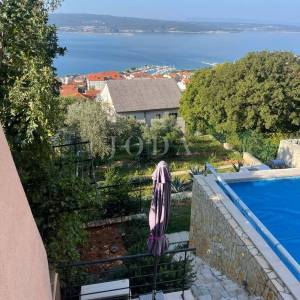 Crikvenica kuća sa 4 stana