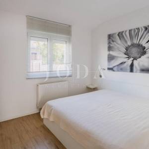 Crikvenica kuća sa 4 stana