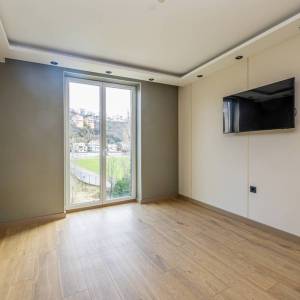 CRIKVENICA - Prostran apartman u renoviranom hotelskom objektu