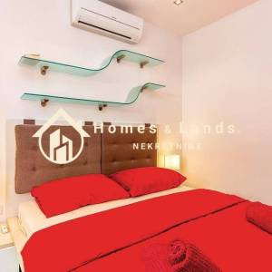 Crikvenica,luksuzni 3-soban apartman s bazenom,terasom,okućnicom i PM