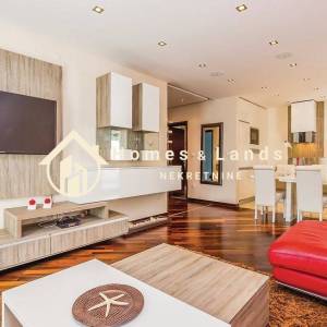 Crikvenica,luksuzni 4-soban apartman s bazenom,terasom,okućnicom i PM