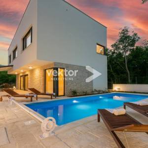 Crikveničko zaleđe, Grižane, moderna kuća s bazenom