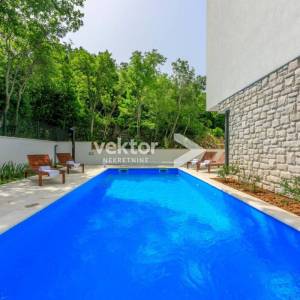 Crikveničko zaleđe, Grižane, moderna kuća s bazenom