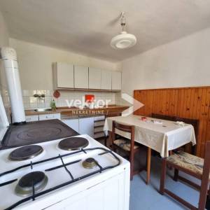 Crikveničko zaleđe, primorska kuća za uređenje