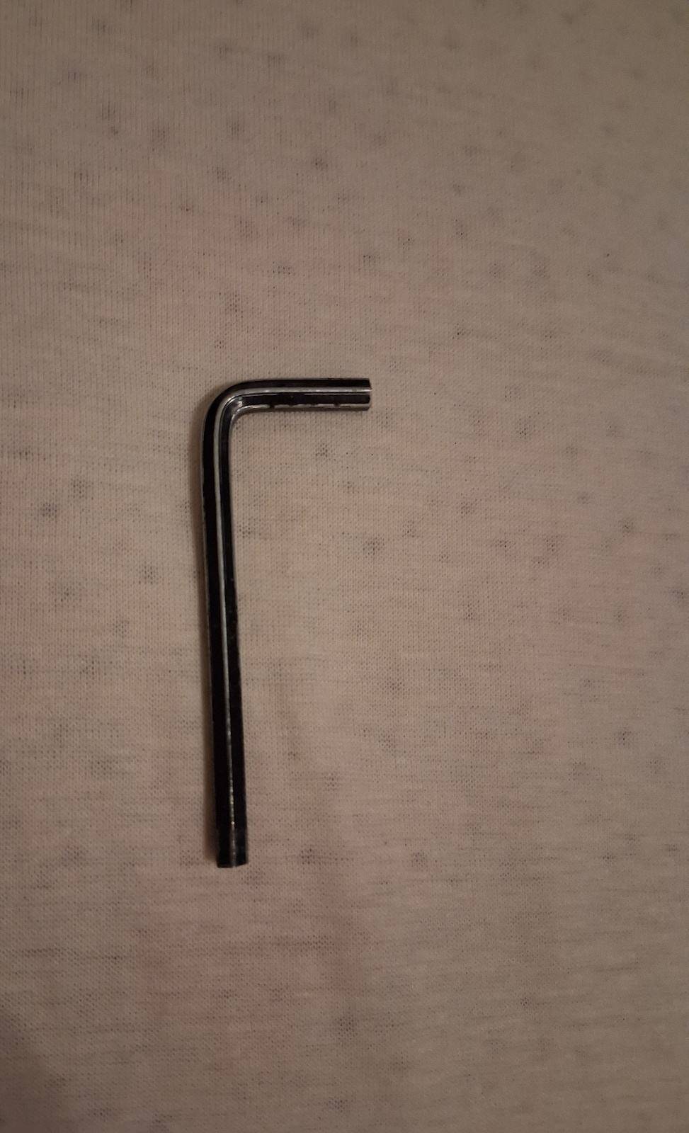 Crni imbus ključ- veći