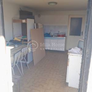 DESINIĆ/KUĆA 150 m2