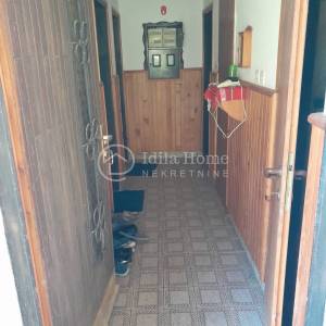 DESINIĆ/KUĆA 150 m2