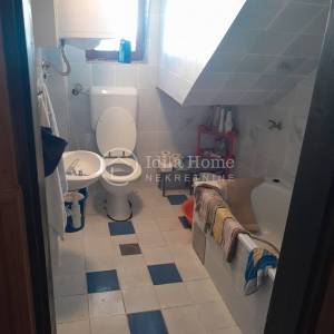 DESINIĆ/KUĆA 150 m2