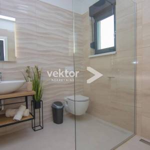 Dobrinj, nova moderna kuća u središtu otoka