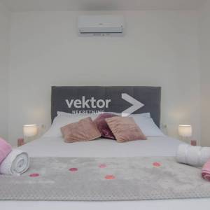 Dobrinj, nova moderna kuća u središtu otoka