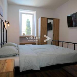 Dobrinj, okolica, preuređena starina s bazenom