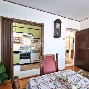 Donja Vežica, uredan stan u peterokatnici