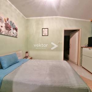 Donji Zamet, 96m2, dvije stambene jedinice, parking osiguran