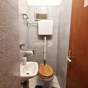 Donji Zamet, 96m2, dvije stambene jedinice, parking osiguran