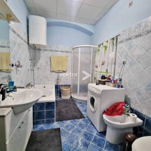 Donji Zamet, 96m2, dvije stambene jedinice, parking osiguran