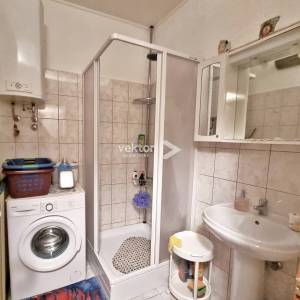 Donji Zamet, 96m2, dvije stambene jedinice, parking osiguran