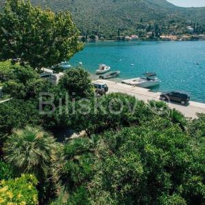 Dubrovnik, Zaton, prvi red do mora, kamena vila na 2.500m2 zemljišta