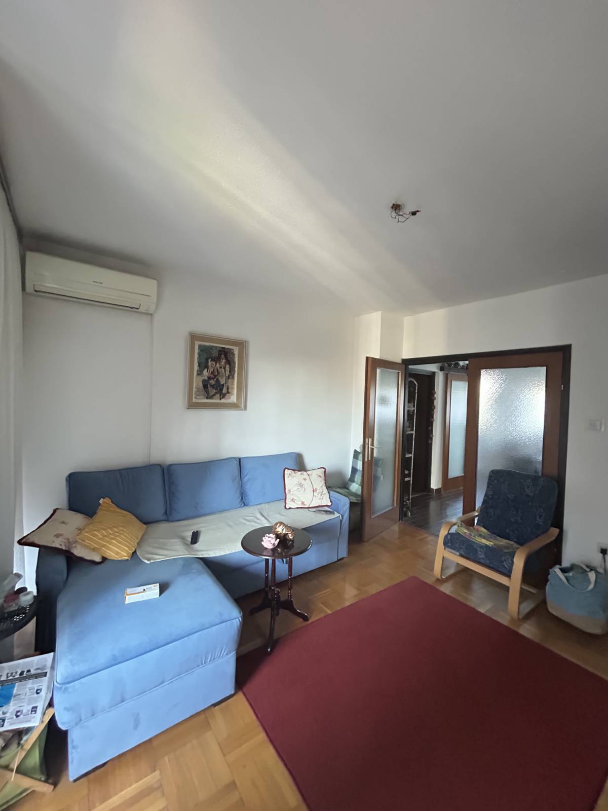 DUGAVE, UL. SV. MATEJA - 2-soban stan 57 m2 + balkon + spremište!