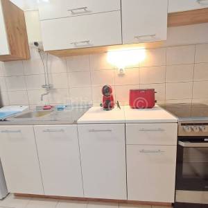 Dugoročan najam, Bačvice Split, 1 soba