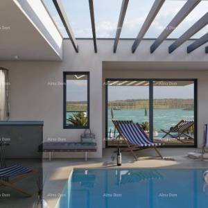 Dupleks luksuzna vila u mediteranskom stilu s bazenom i liftom. Pogled na more! Medulin!