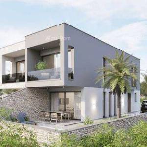 Duplex kuća s bazenom! S 2. Ližnjan.