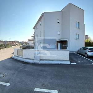 Dvosoban stan na atraktivnoj lokaciji - novogradnja - uporabna