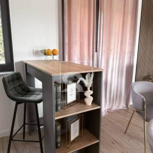 Ekskluzivna prizemnica s bazenom na vrhunskoj lokaciji