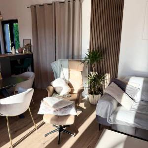 Ekskluzivna prizemnica s bazenom na vrhunskoj lokaciji