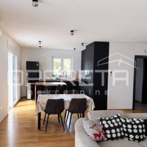 Energetski efikasna kuća uz more u Vrbniku, 139 m2, otok Krk