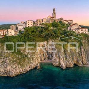 Energetski efikasna kuća uz more u Vrbniku, 139 m2, otok Krk