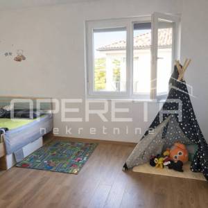 Energetski efikasna kuća uz more u Vrbniku, 139 m2, otok Krk