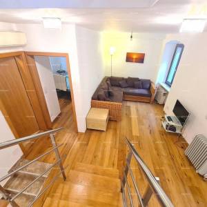 Fažana! Renovirana istarska kuća u nizu!