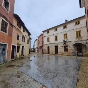 Fažana! Renovirana istarska kuća u nizu!