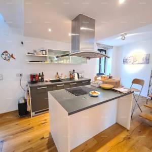 Fažana! Renovirana istarska kuća u nizu!