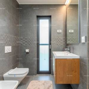 FAŽANA - Samostojeća vila premium klase, sa bazenom, liftom / 100 m od Aleje maslina.