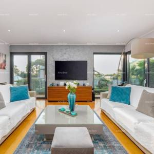 FAŽANA - Samostojeća vila premium klase, sa bazenom, liftom / 100 m od Aleje maslina.