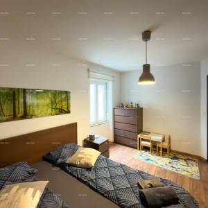 FORUM PJEŠAČKA ZONA. Prodaja lijepo uređenog stana na atraktivnoj lokaciji, Pula, centar!