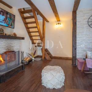 Fužine, Lič kuća u zelenoj oazi