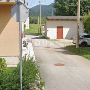 FUŽINE, VRATA- zemljište 300m2 S GRAĐEVINSKOM DOZVOLOM!!!  u blizini jezera 