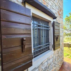 Galižana! Kamena vila s dvije dodatne kućice!