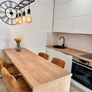 Garsonjera Medulin. novogradnja na Šarajama. 10 min. lagane šetnje do hotela i mora.