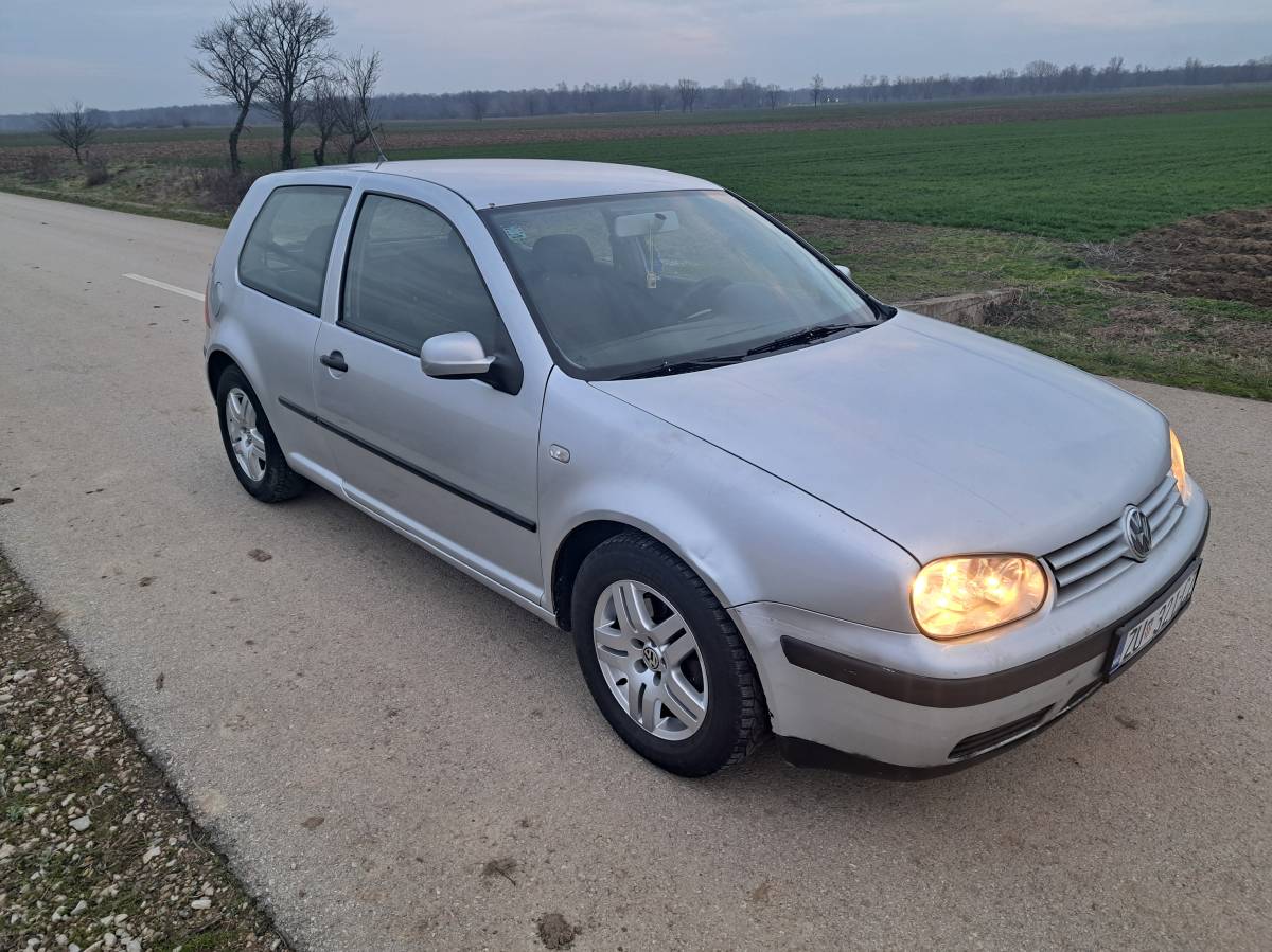 Golf 4 1.9TDI 2KOM.