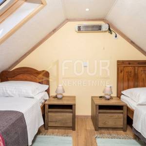 Gorski kotar, Brod Moravice, kuća s bazenom - SAMO KOD NAS !