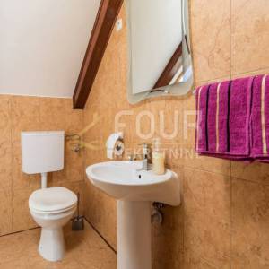 Gorski kotar, Brod Moravice, kuća s bazenom - SAMO KOD NAS !