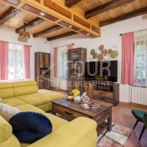 Gorski kotar, Brod Moravice, kuća s bazenom - SAMO KOD NAS !