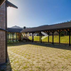 Gorski kotar, objekt za turizam, na rubu Nacionalnog parka