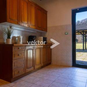 Gorski kotar, objekt za turizam, na rubu Nacionalnog parka