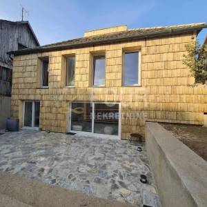 Gorski kotar, Ravna Gora, nova moderna vila s bazenom