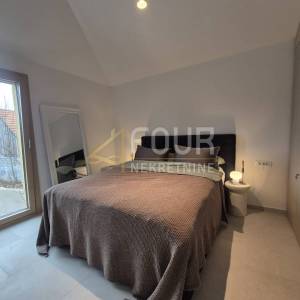 Gorski kotar, Ravna Gora, nova moderna vila s bazenom