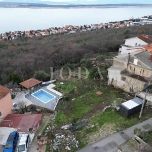 Građevinsko zemljište 430 m² s pogledom na more – Crikvenica